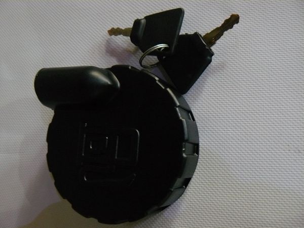 Кришка паливного бака 123/05892>>268/40199>>268/40152