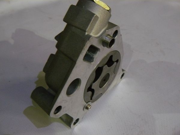 Насос масляний 320/04186