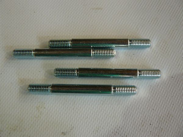 Шпилька кріплення турбіни 320/06007