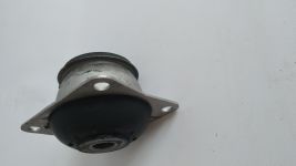 Подушка двигуна 331/40347