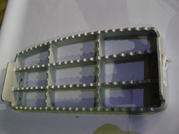 Підніжка 331/27034