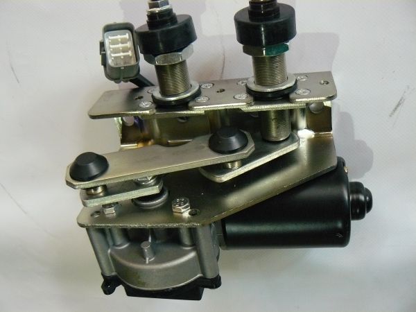 Мотор склоочисника переднього 714/40147